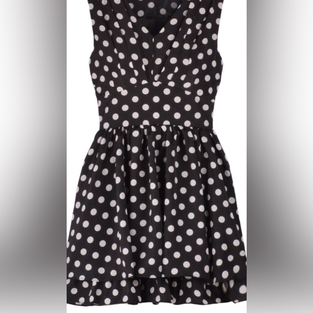 Black and White A-Line Mini Dress with Sweetheart Neckline